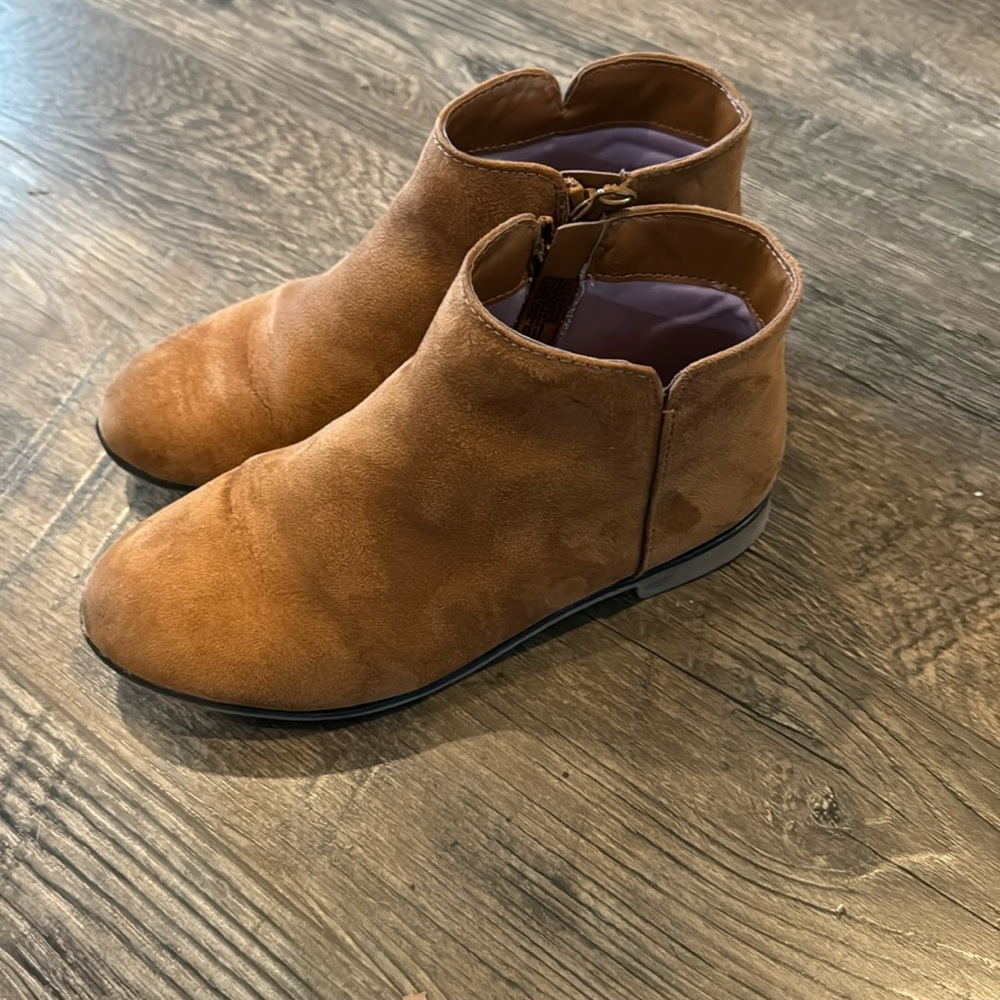 Girls Cat & Jack boots in a size 2.